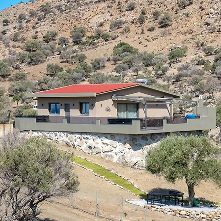 Secluded Luxury W Jacuzzi & Stunning Views Kaloí Liménes